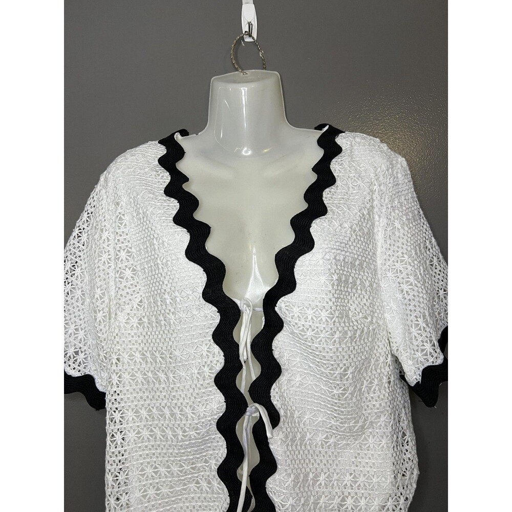 One And Only Collective 2 Piece Top Shorts Set Womens M White Lace Crochet